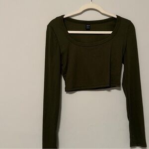 Olive dark green cropped long sleeve